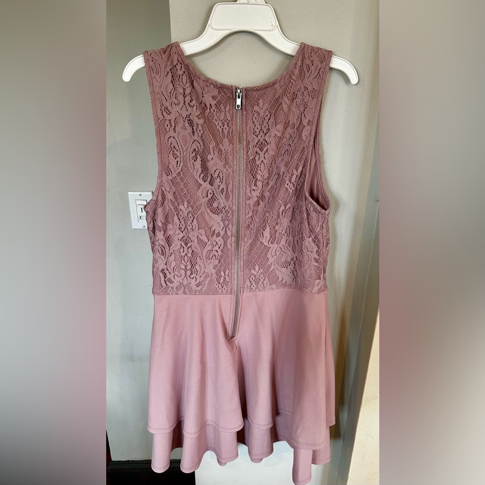 Dress - Picture 2 of 6